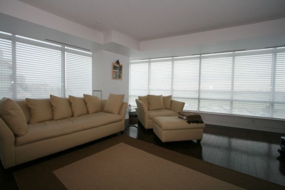 荣晟窗艺 Rose Sun Window Covering - 1